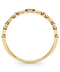 Alternative view of Lyla Band