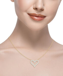 Alternative view of Pristine Heart Pendant